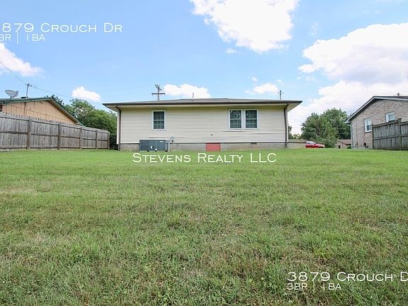 3rd image of 3879 Crouch Dr