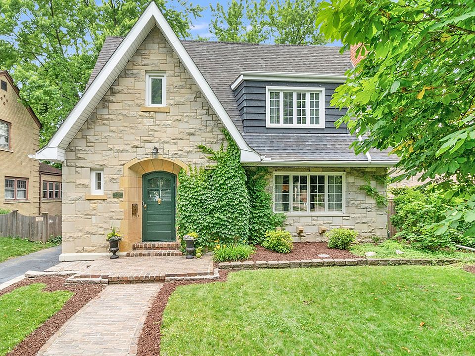 1st image of 805 Sherwood Pl