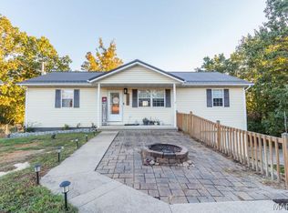 15275 Top Dr, Saint Robert, MO 65584