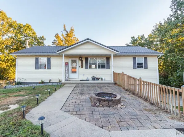 15275 Top Dr, Saint Robert, MO 65584