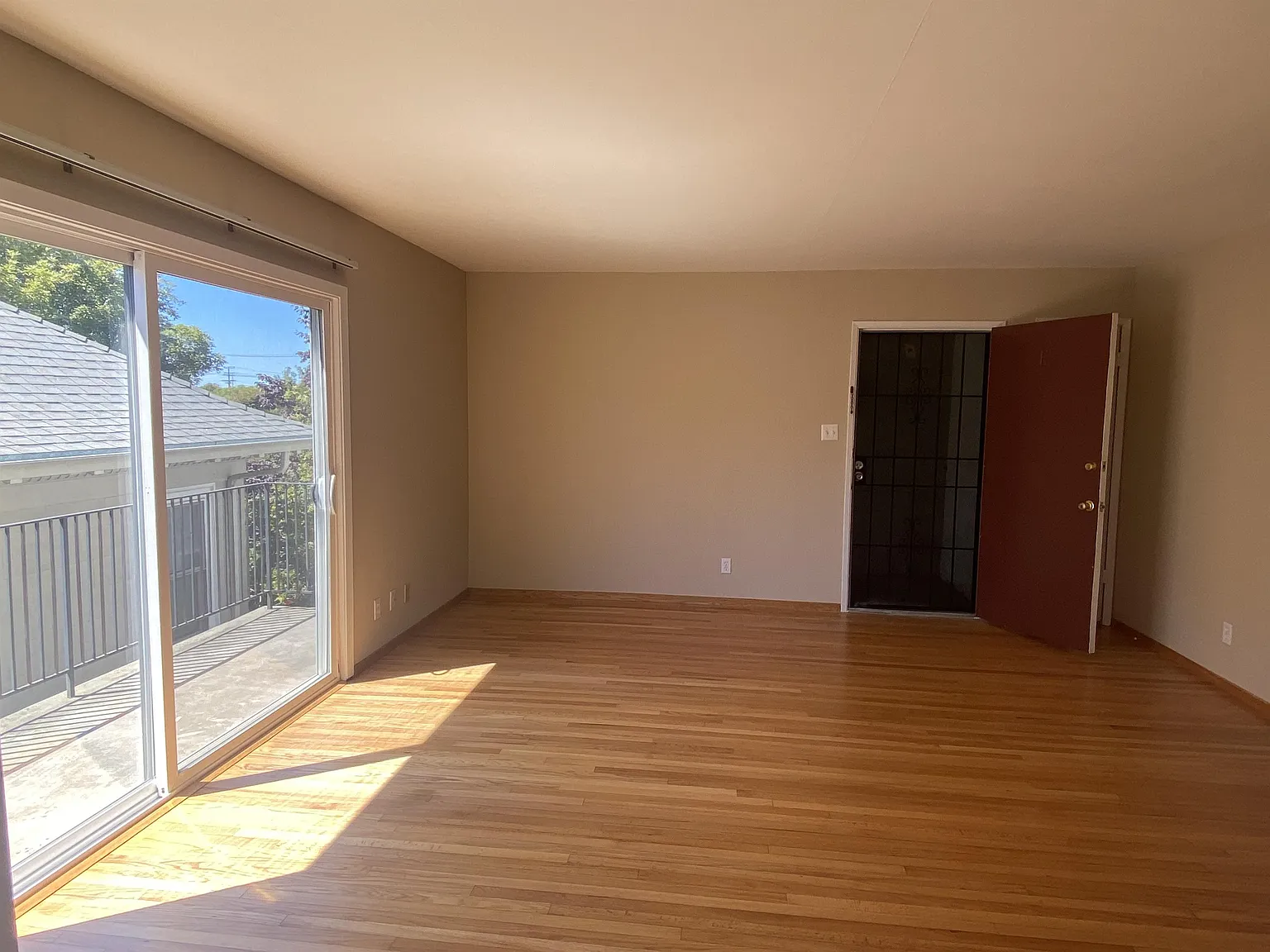 1933 Stuart St Berkeley CA 94703 - E — Photo 3
