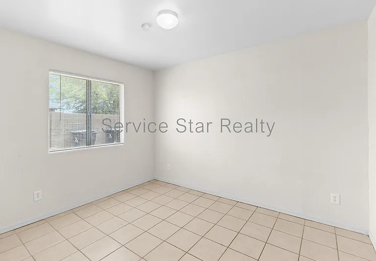2510 E Pueblo Ave #3 — Photo 8