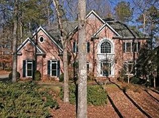 1035 River Laurel Dr, Suwanee, GA 30024