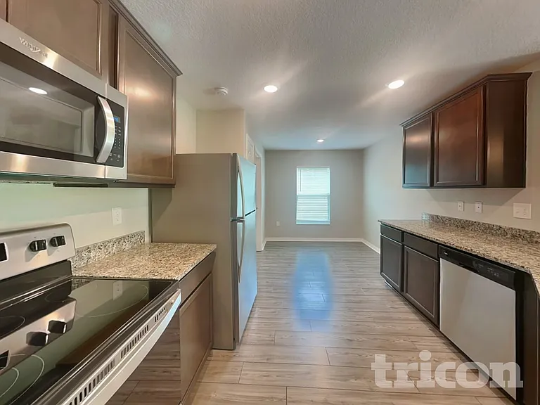 6150 Dolostone Dr — Photo 6