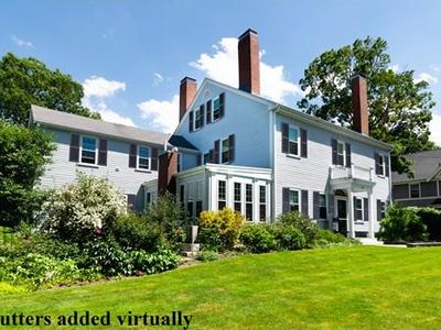 49 Pleasant St, Waltham, MA, 02452