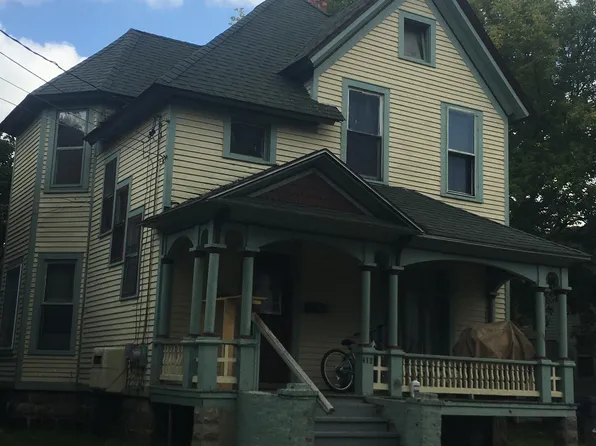 412 Locust St, Kalamazoo, MI 49007