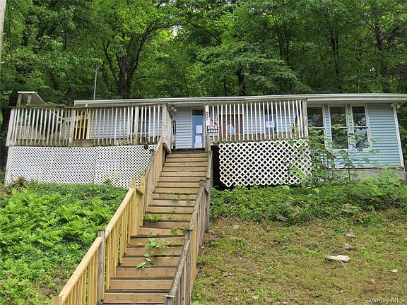 2nd image of 27 Lake Claire Drive