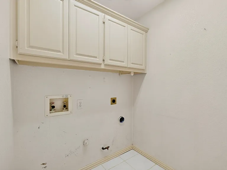 4057 Bramley Way — Photo 36
