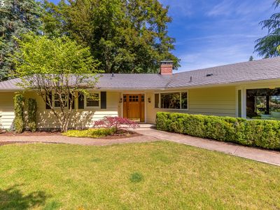 2235 Hillside Dr, Lake Oswego, OR, 97034