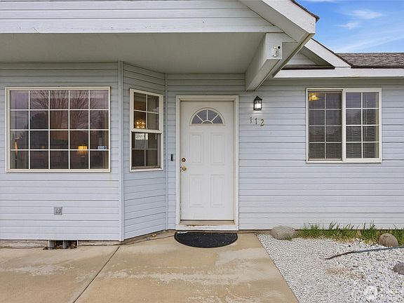 4th image of 112 W Belmont Avenue