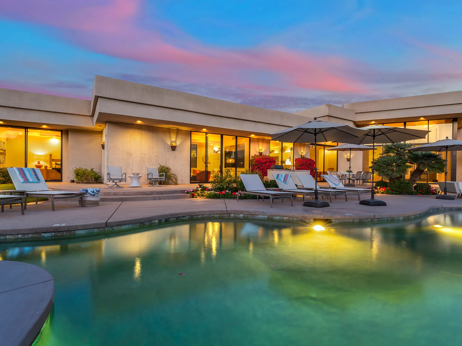 5 bed, 6.5 bath, 5447 sqft, $30,000 — Photo 3