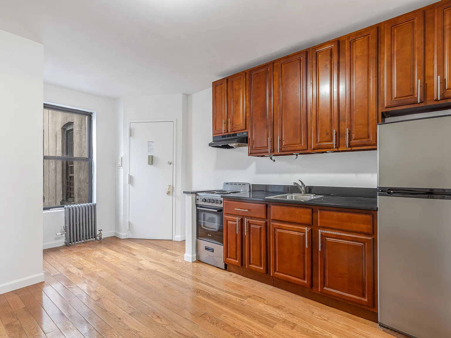 137 Sullivan Street — Photo 2