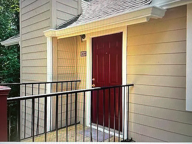 309 Hawkstone Way #309 — Photo 29
