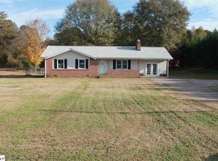203 W Roper Rd, Easley, SC 29640