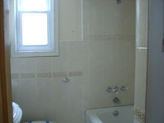 2nd image of 18 W 35th St