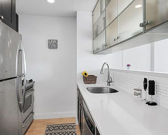 4th image of 249 E 118th St APT 6B