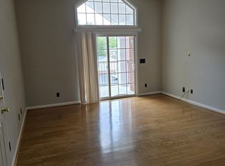 1110 Westlynne Pl UNIT 5, Louisville, KY 40222