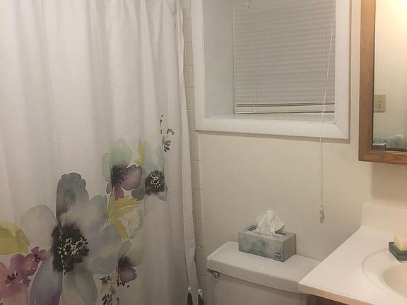 5th image of 1676 Western Ave #1F