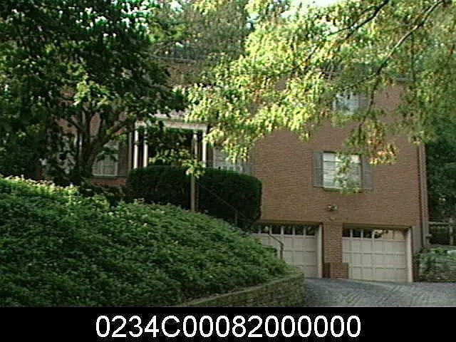 27 McKelvey Ave photo 1