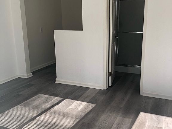 3rd image of 2911 2nd St APT 1