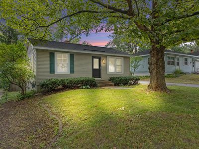 3886 Vineyard Ave NE, Grand Rapids, MI, 49525