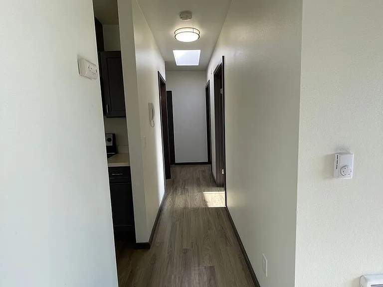 6040 Cali - Spacious 1 & 2 Units | Washer/Dryer | Private Balcony | Lots on Natural Light — Photo 47