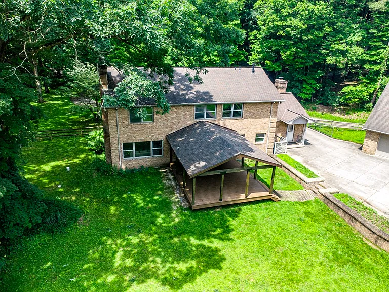 3423 Yellow Creek Rd — Photo 106