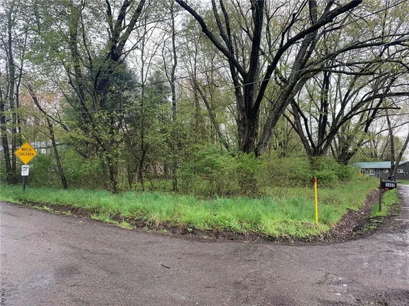 Sunset Ln, Linesville, PA 16424