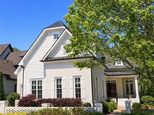 5206 Creek Walk Cir, Peachtree Corners, GA 30092
