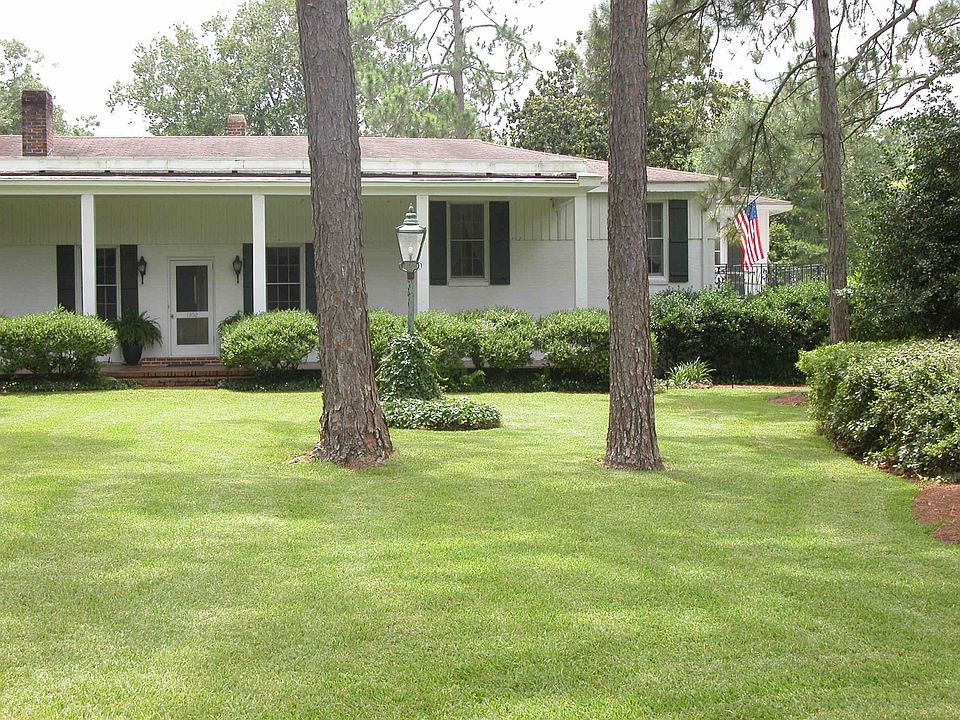 1st image of 1302 Fairview Dr