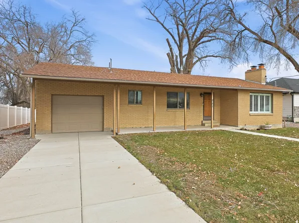 251 E Clark St, Grantsville, UT 84029