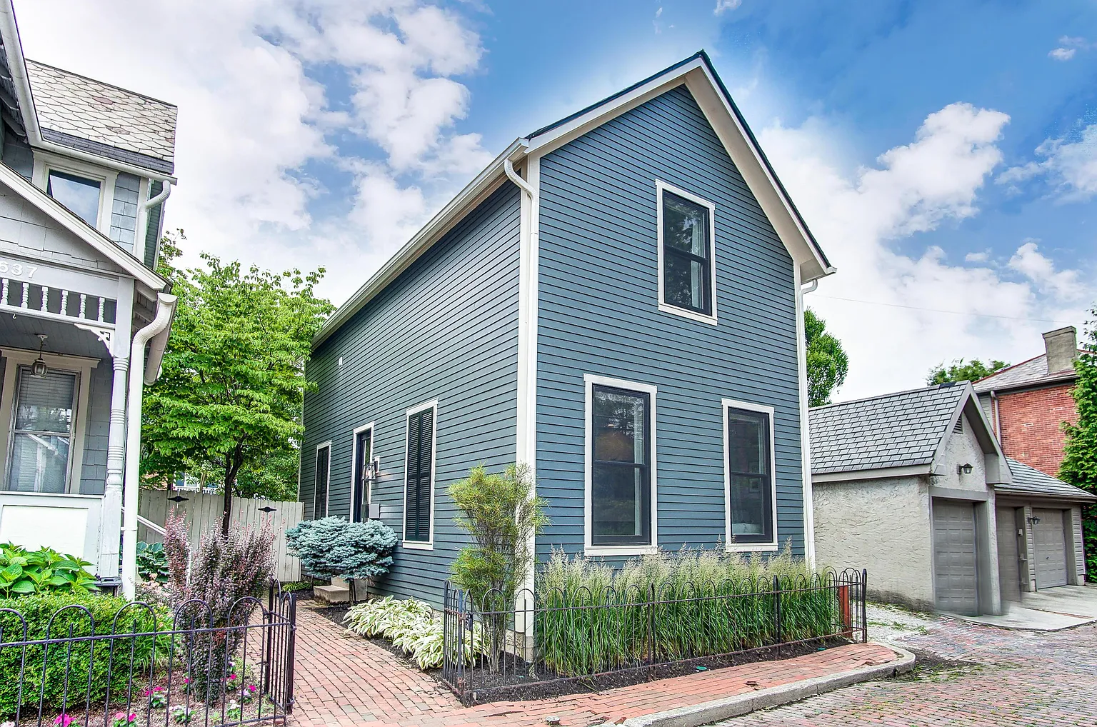 633 Brust St photo 1