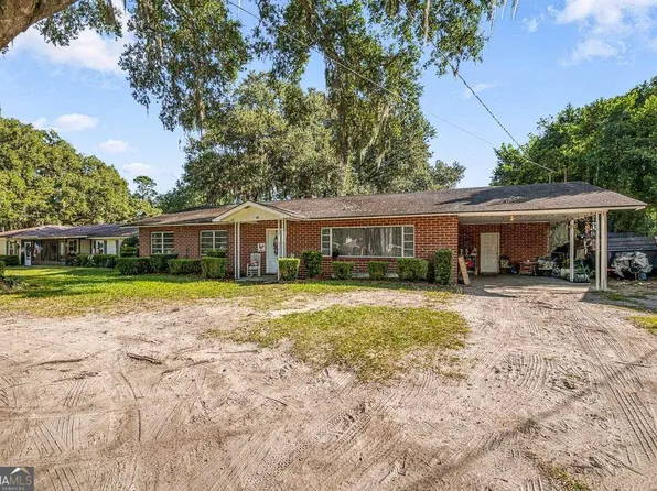 801 Oak Bluff Rd, Brunswick, GA 31523