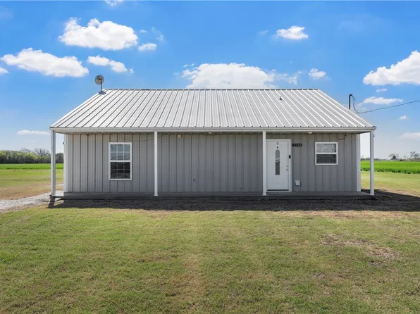 5730 Leroy Pkwy, West, TX 76691