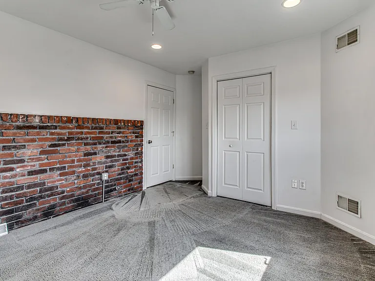 2128 Merriman Way — Photo 18