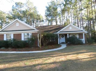 25 Cardinal Ct, Crawfordville, FL 32327