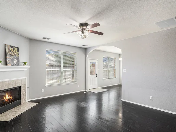 11904 Brown Fox Dr, Fort Worth, TX 76244