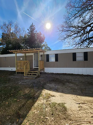 1000 W Seale St Photo 1