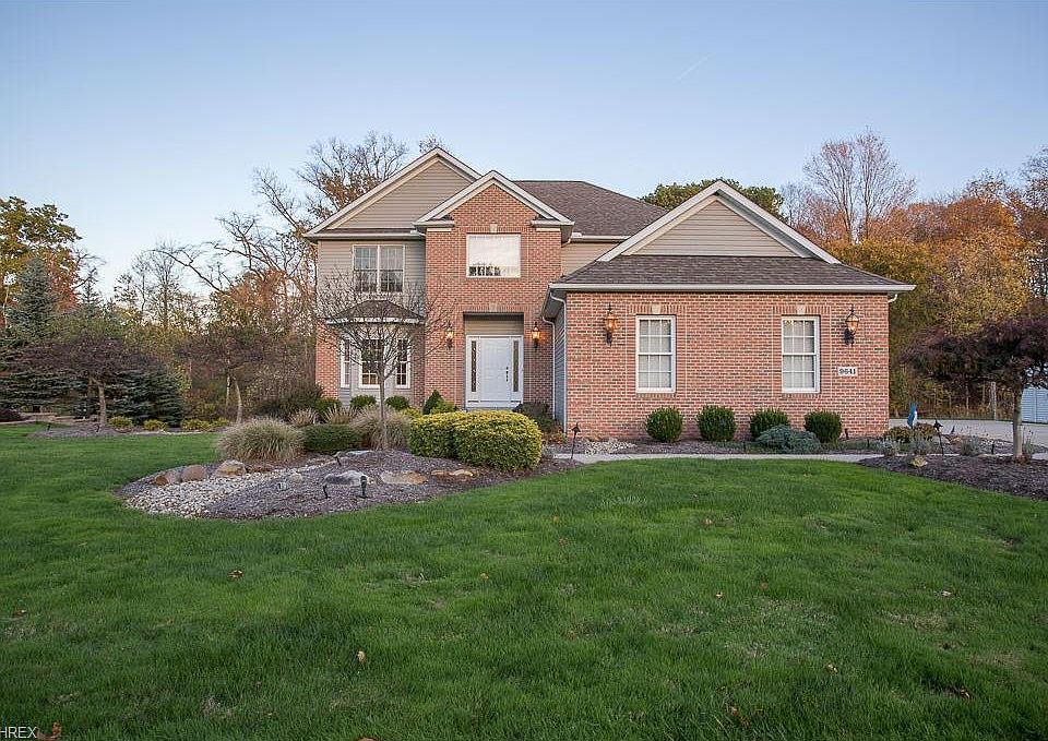 1st image of 9641 Amberwood Ct