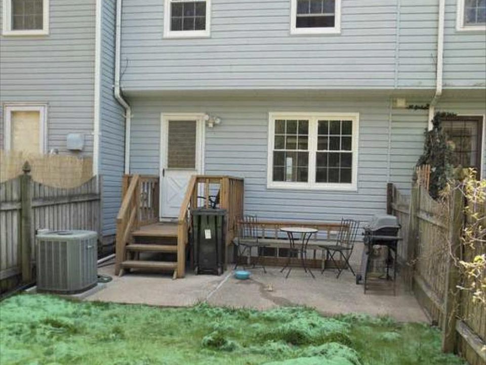 2nd image of 40 Slavin Ct #3I