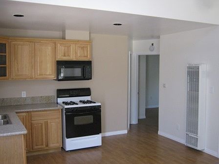 2nd image of 8804 1/2 Orchard Ave