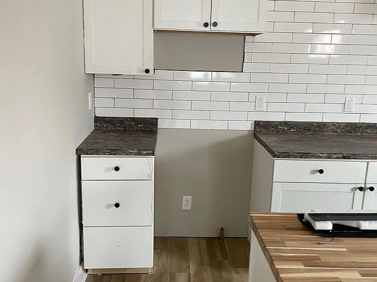 729 Camp St — Photo 10