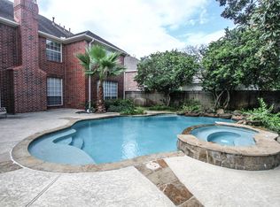 34 Rippling Creek Dr, Sugar Land, TX 77479