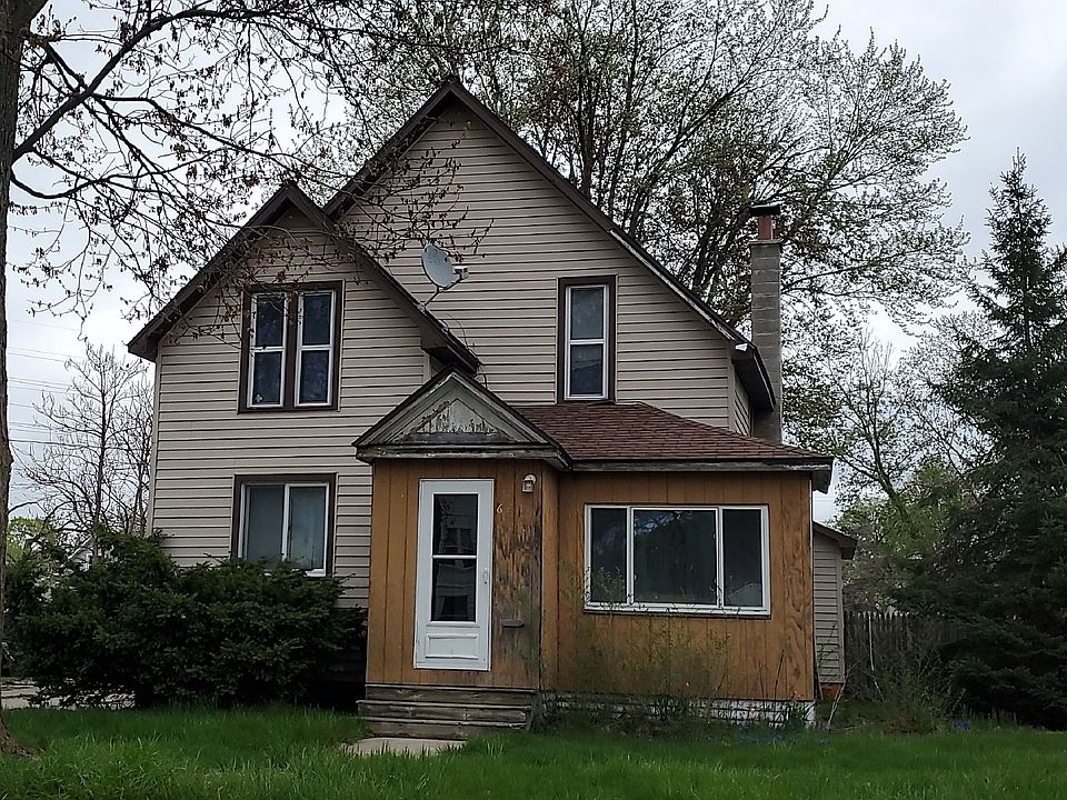 1st image of 621 Alger Ave