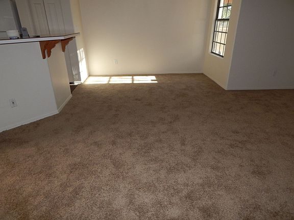 4th image of 63 E Horizon Cir