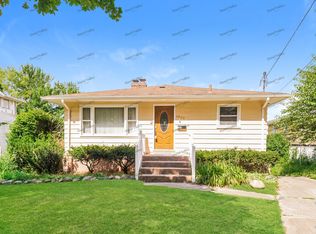 1920 9th St SW, Akron, OH 44314