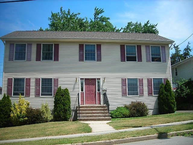 1st image of 164 Baltimore Ave