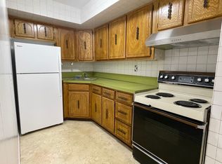 15533 16th Dr APT 1, Whitestone, NY 11357