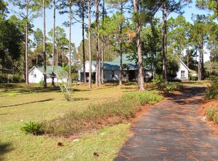 300 Baywood Dr, Carrabelle, FL 32322