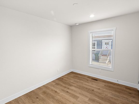 3rd image of 200 W 20th St #A145